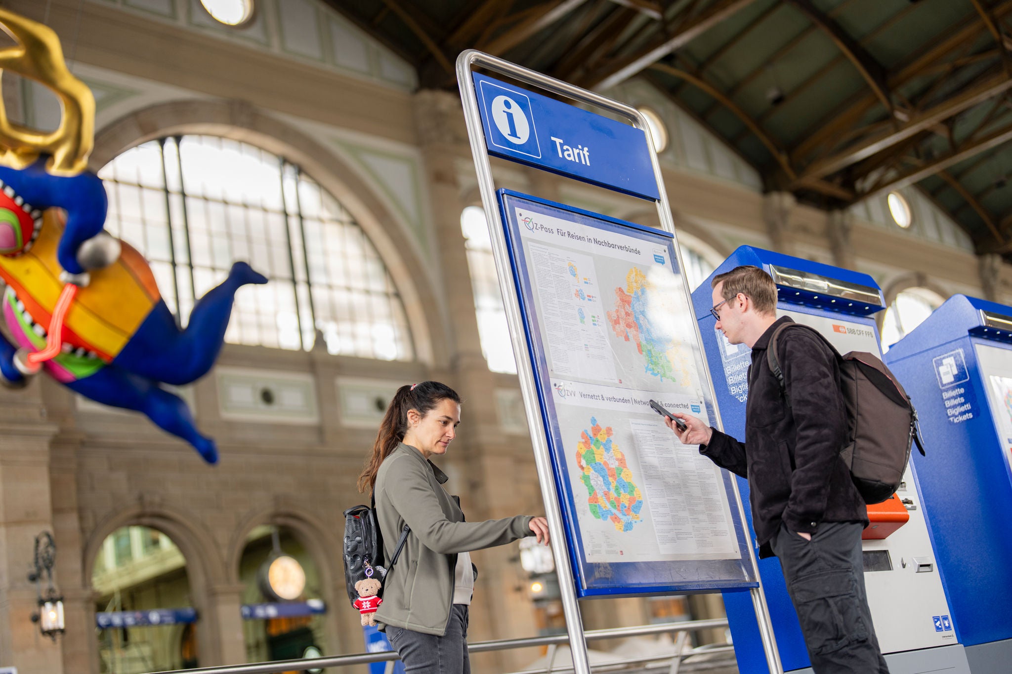 ZVV-Ticketautomat an Tramhaltestelle