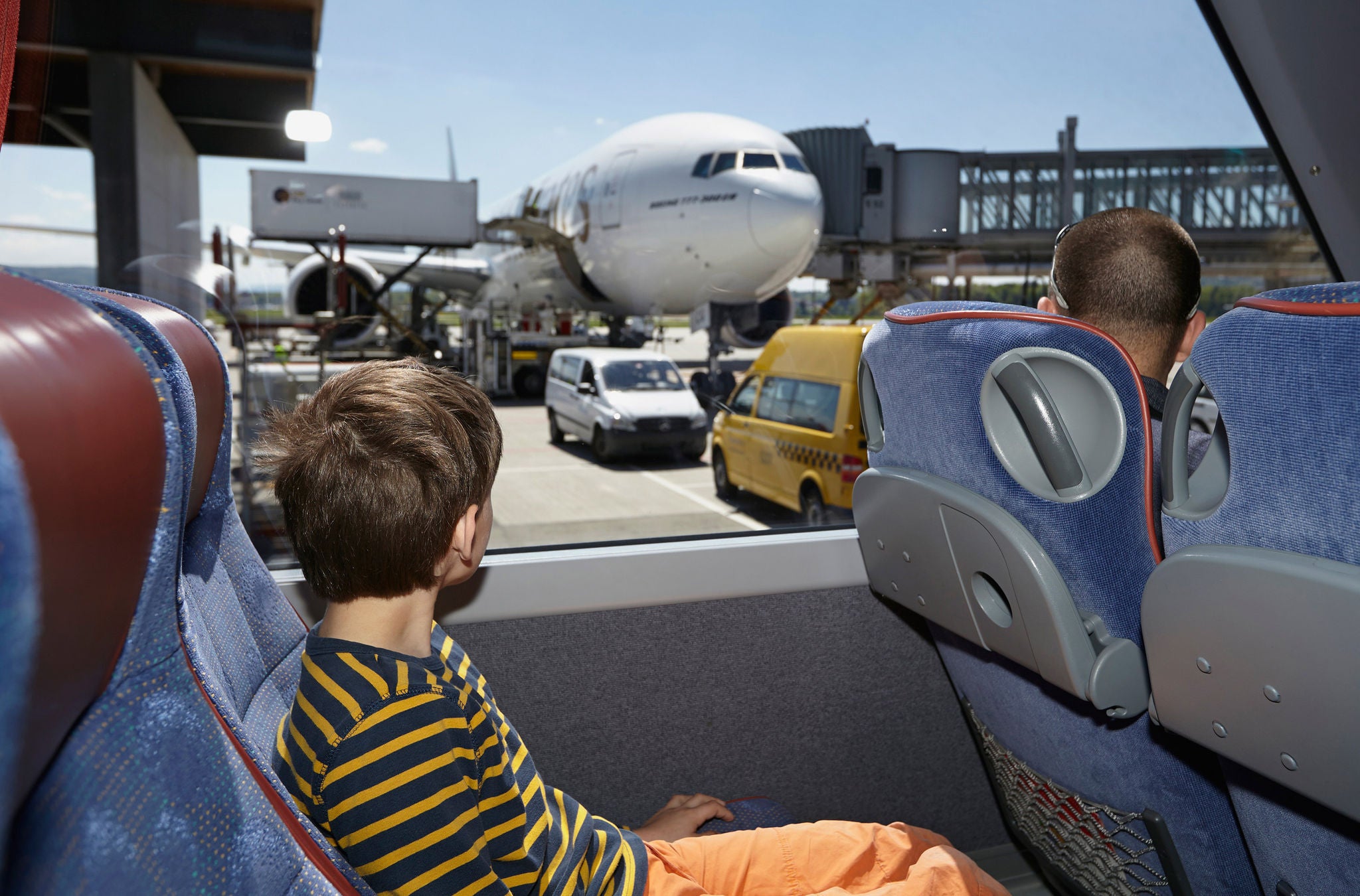Busrundfahrt am Flughafen Zürich