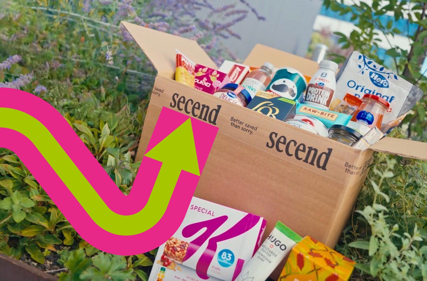 Paket gefüllt mit Lebensmitteln von Secend