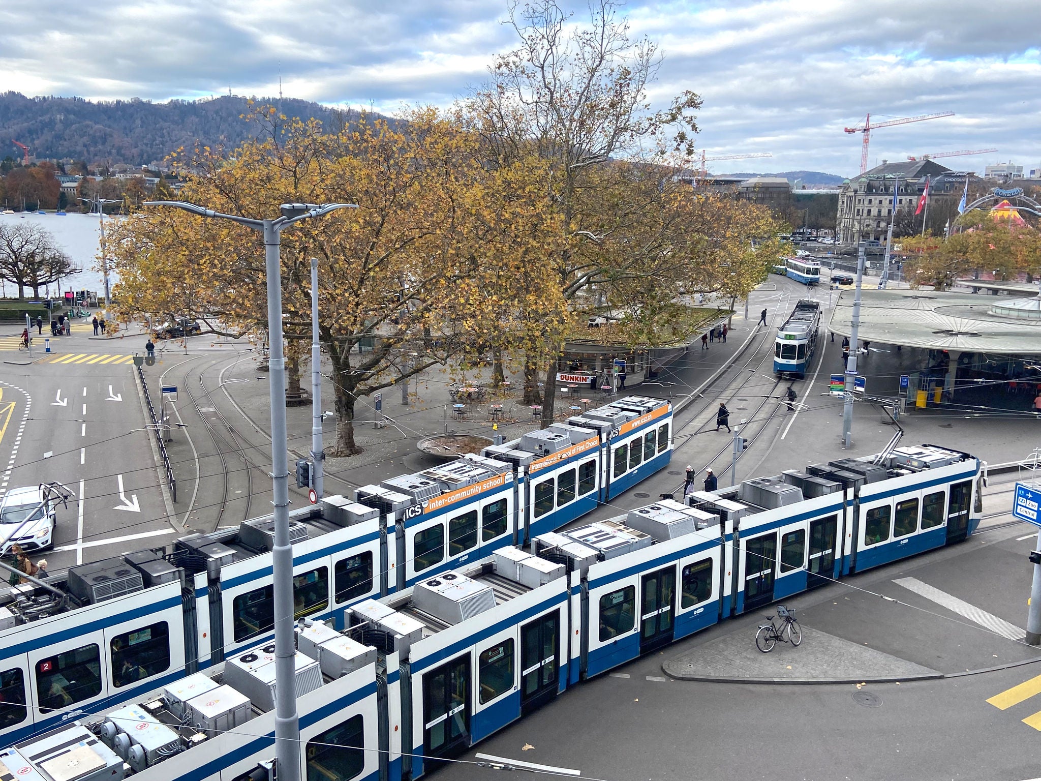 Trams beim Bellevue