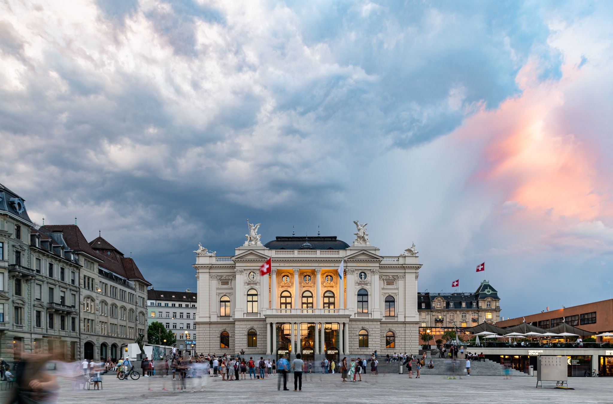 Opernhaus Zürich von aussen 