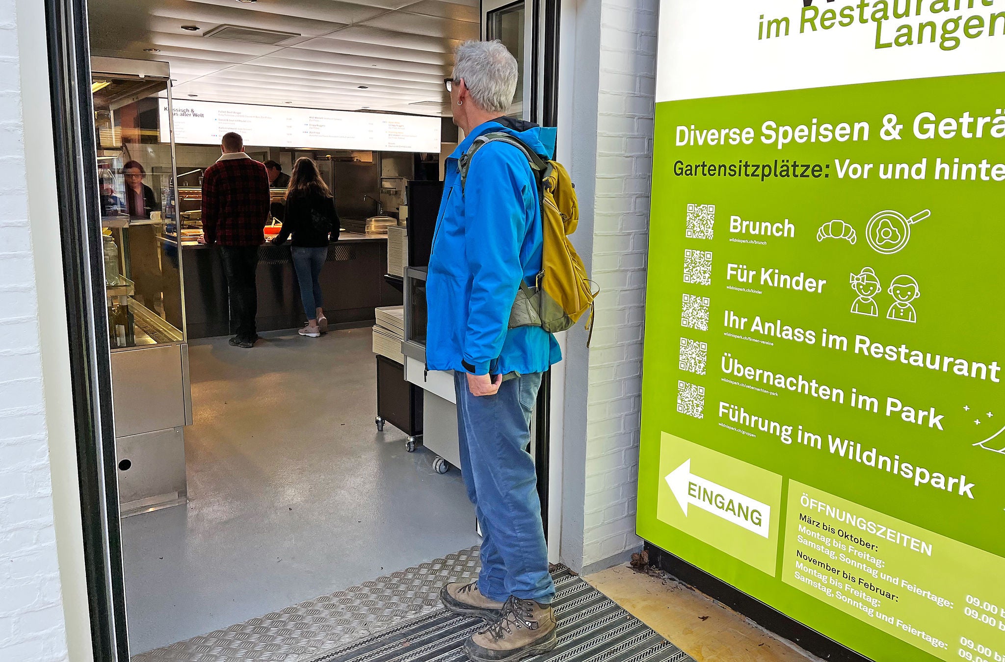 Besucher im Wildnispark Langenberg