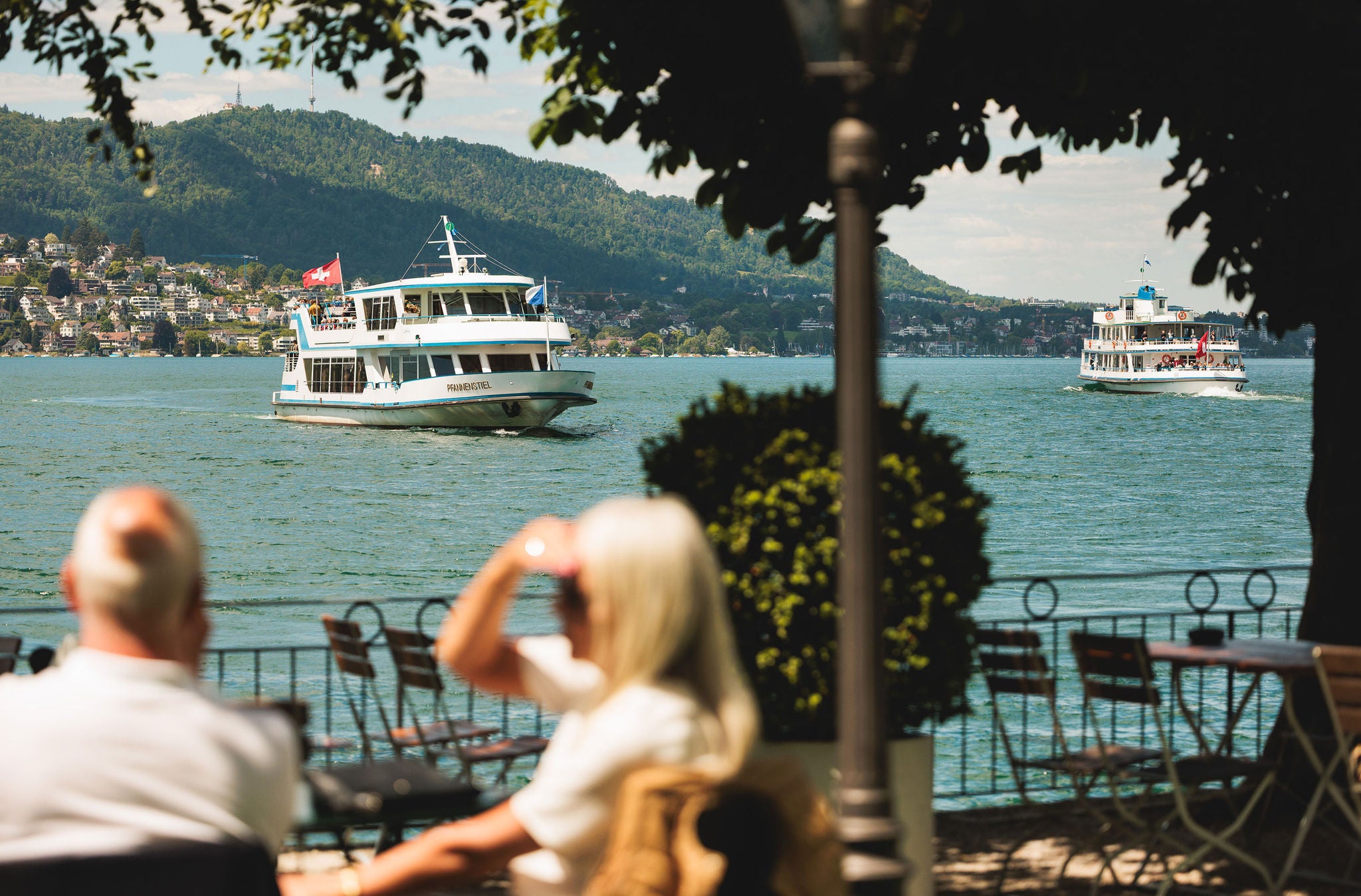Ausblick von der Terrasse des Seehotels Sonne