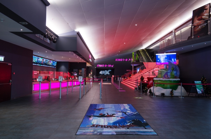 Foyer in den Arena Cinemas Sihlcity