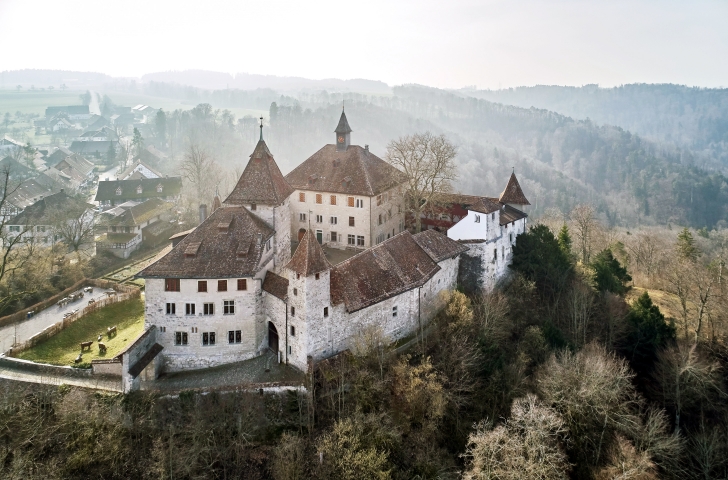 Schloss Kyburg aus der Vogelperspektive